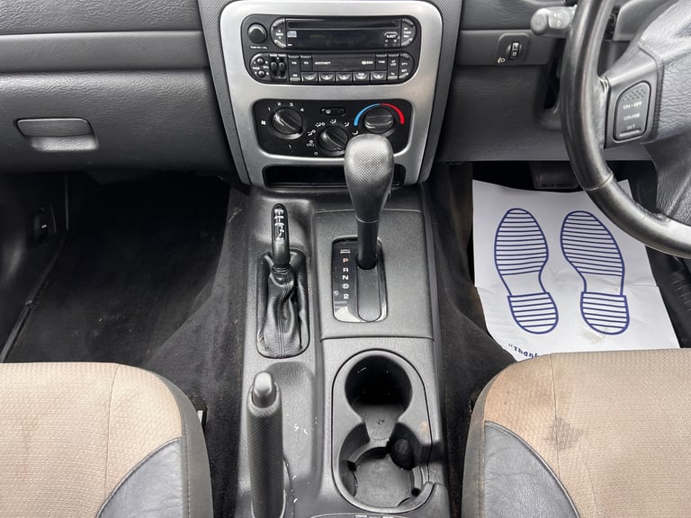 Jeep, CHEROKEE, Estate, 2004, Other, 3700 (cc), 5 doors
