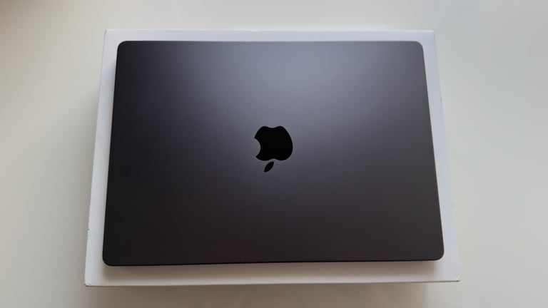 image for macbook pro 14 m4 24 gb 1 tb