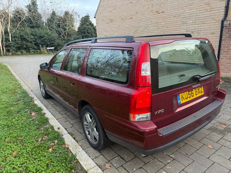 Volvo v70 wagon estate D5 low miles 