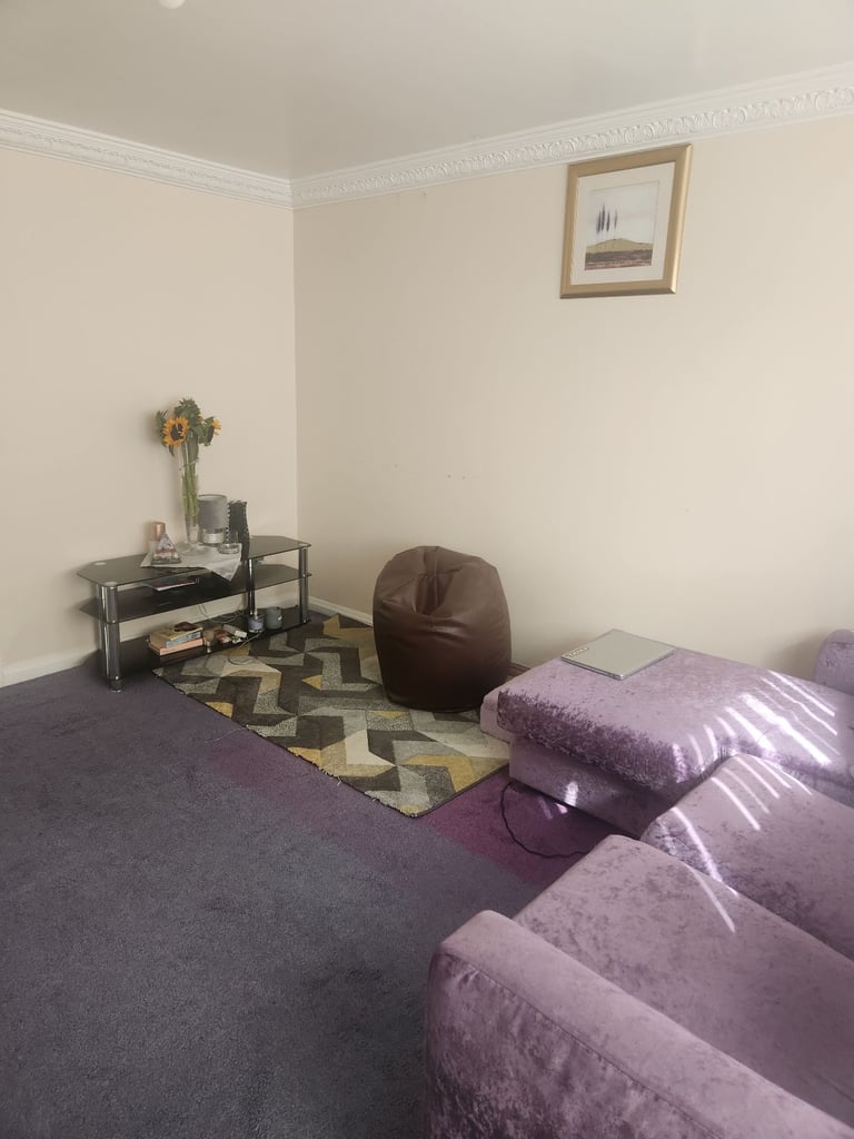 Double room to rent for 2 boys 