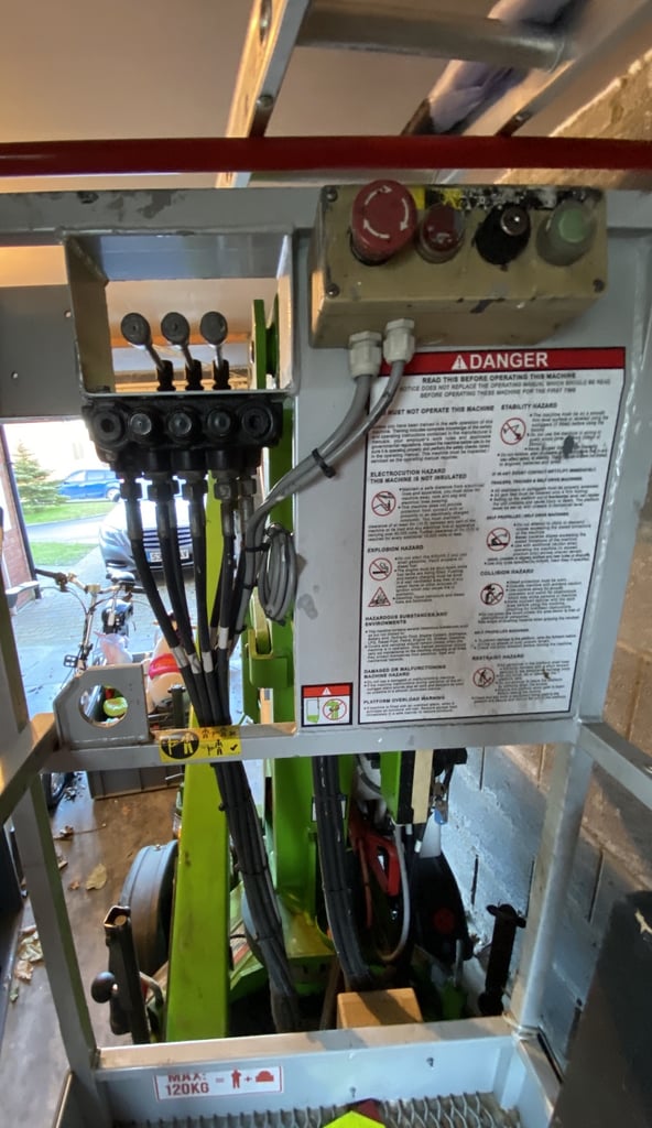 Nifty Lift 90 (TM24) Cherry Picker 2015