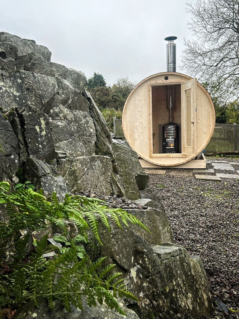 Sauna 4 person with wood fired heater