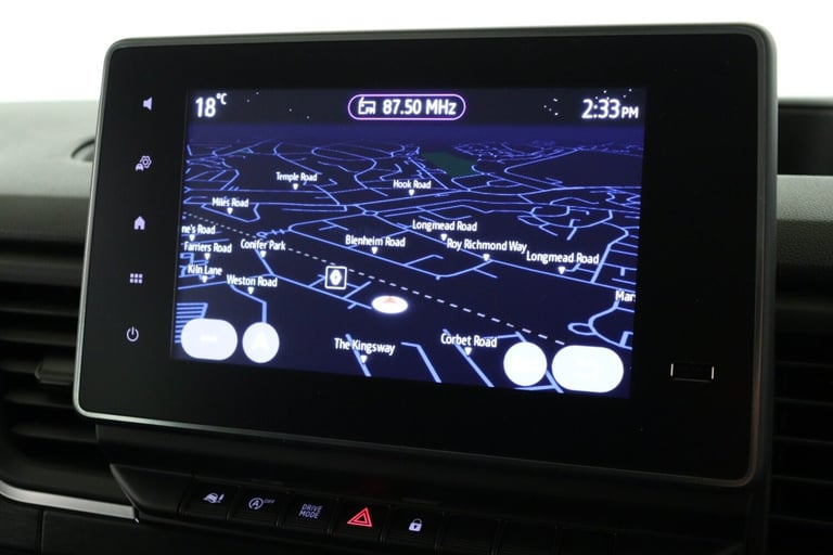 2025 Renault Trafic LL30 Blue dCi 170 ExtraSport[Safety] CrewVan Auto EAG9 Crew Van Diesel Automatic