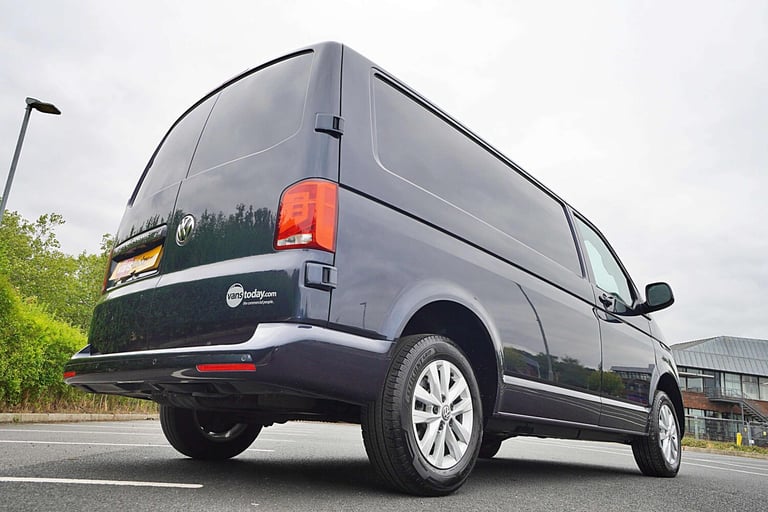 2021 Volkswagen Transporter 2.0 Transporter T28 HighLine TDI SWB Panel Van Diesel Manual