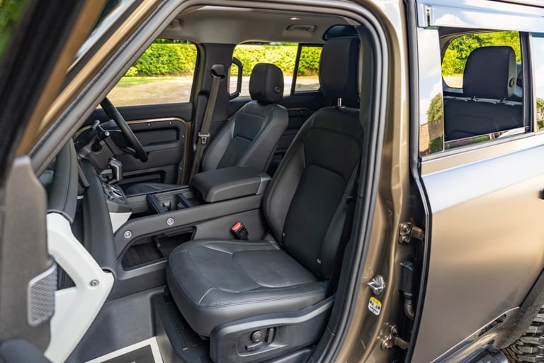 2024 Land Rover Defender 110 3.0 D250 MHEV XS Edition Auto 4WD Euro 6 (s/s) 5dr ESTATE Diesel Aut...