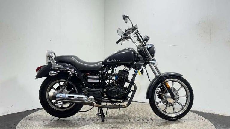 Lexmoto Michigan 2016 NON RUNNING PROJECT BIKE CRUISER 125CC SPARES OR REPAIR