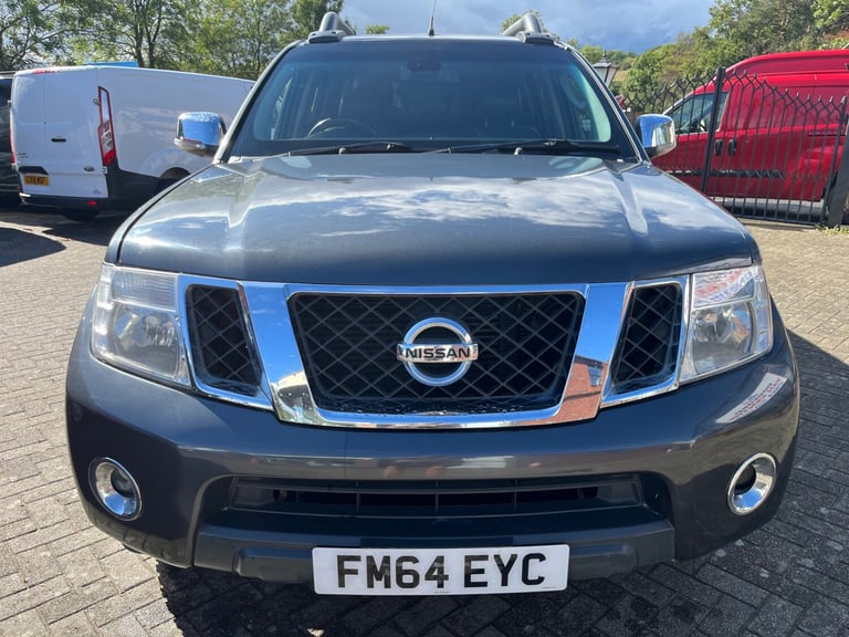 2015 Nissan Navara Double Cab Pick Up Tekna 2.5dCi 190 4WD Auto PICK UP Diesel Automatic