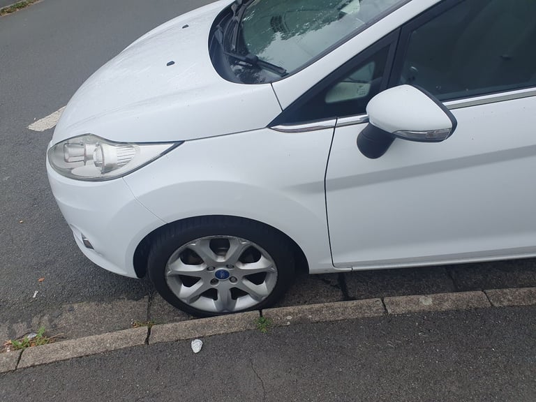 Ford, FIESTA, Hatchback, 2011, Manual, 1242 (cc), 3 doors