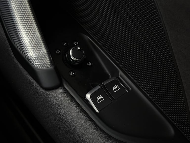 2017 Audi TT 2.0T FSI Quattro Sport 2dr S Tronic COUPE PETROL Automatic