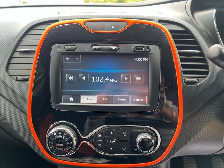 2014 Renault Captur 1.5 dCi 90 Dynamique S MediaNav Energy 5dr HATCHBACK Diesel Manual