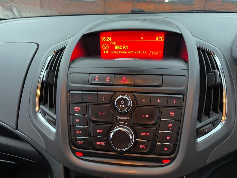 2013 Vauxhall Zafira 2.0 CDTi [165] SE 5dr [non Start Stop] MPV Diesel Manual