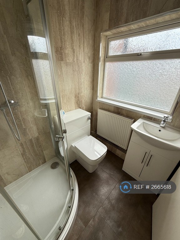 3 bedroom house in Hawarden Crescent, Sunderland, SR4 (3 bed) (#2665618)