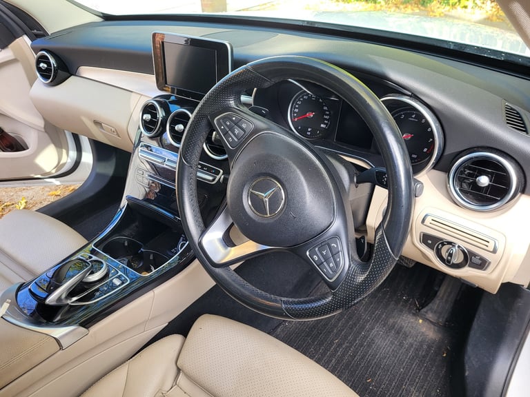 2014 Mercedes-Benz, C-200 Saloon, Sport Premium, petrol 1991 cc, excellent condition