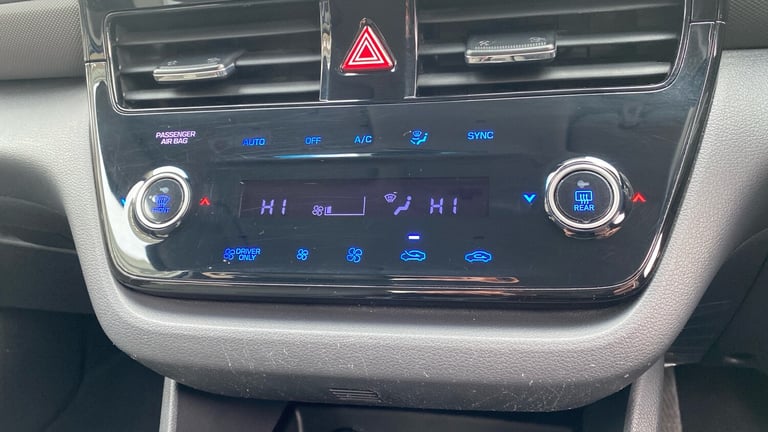 2022 Hyundai IONIQ 1.6 GDi Hybrid SE Connect 5dr DCT Hybrid Hatchback Hatchback Hybrid Automatic