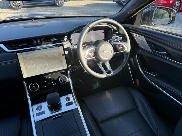 2023 Jaguar XF 2.0 P250i R-Dynamic HSE Black Saloon 4dr Petrol Auto Euro 6 (s/s) (250 ps) Petrol ...