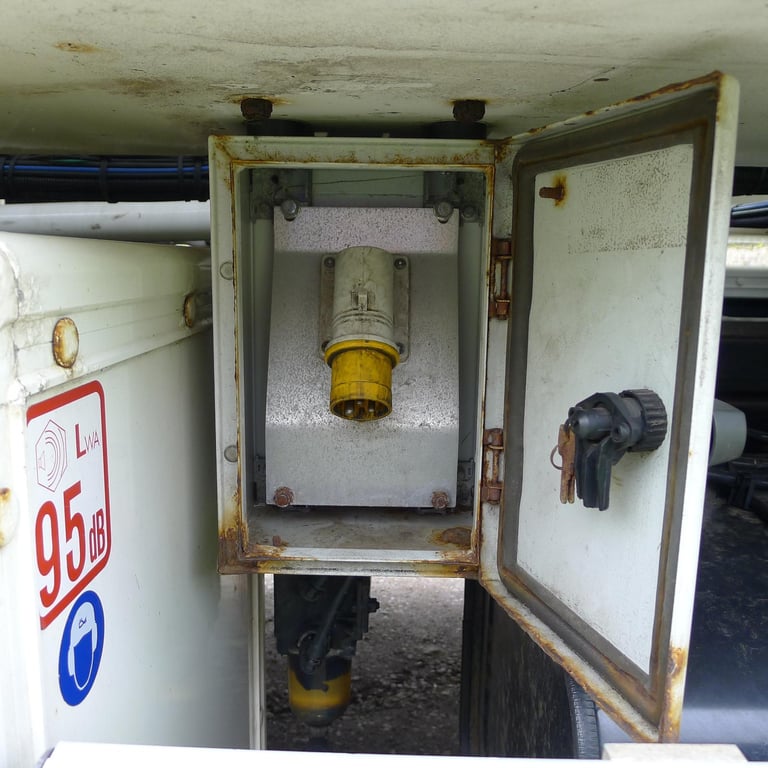 MAN TGM 18.240 Stainless Steel Tanker. 1 Owner. 72,595km.