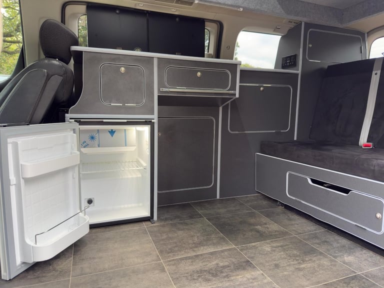 2007 Nissan Elgrand POP TOP 4 Berth Full Camper Conversion
