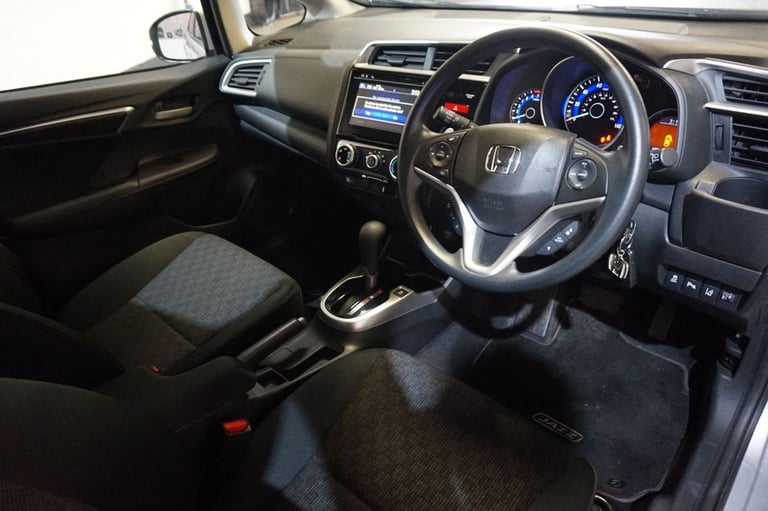 2017 Honda Jazz 1.3 i-VTEC SE Hatchback 5dr Petrol CVT Euro 6 (s/s) (102 ps) Hatchback Petrol Aut...