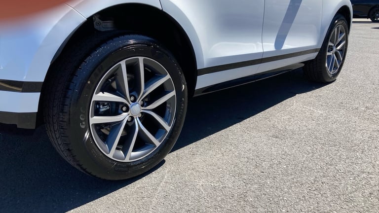 2025 Land Rover Range Rover Evoque 2.0 D165 Dynamic SE 5dr Auto Diesel Hatchback Hatchback Diesel...