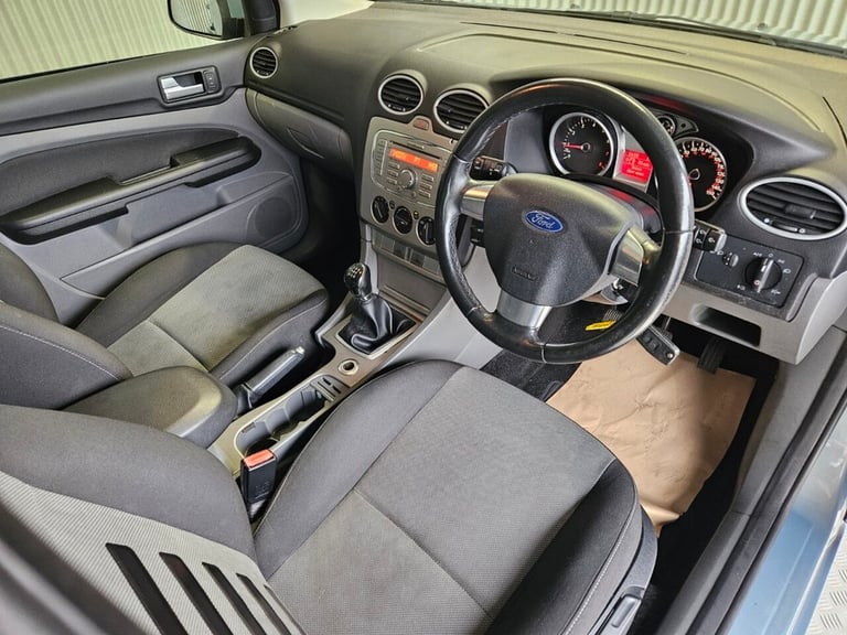 2009 Ford Focus 1.6 Zetec Hatchback 5dr Petrol Manual (161 g/km, 99 bhp) Hatchback Petrol Manual