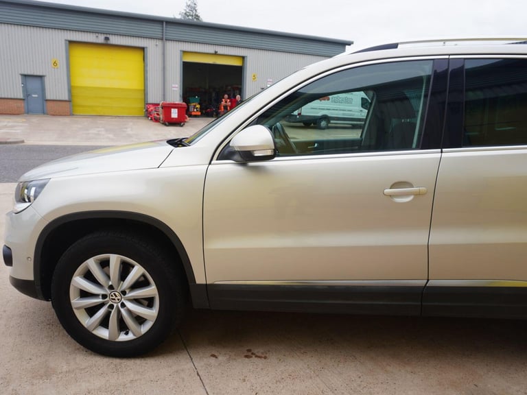 2014 Volkswagen Tiguan 2.0 TDI BlueMotion Tech Match DSG 4WD Euro 5 (s/s) 5dr SUV Diesel Automatic