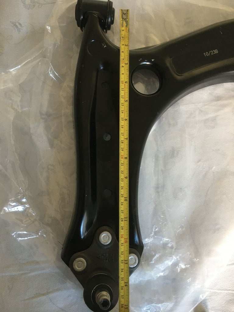 Audi A1 Front Lower Suspension Wishbone Set