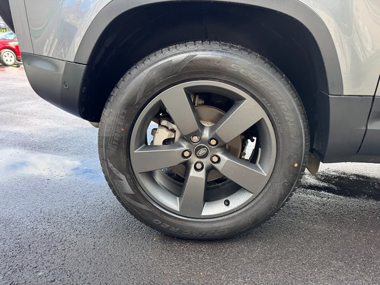 2021 Land Rover Defender 2.0 P300 HSE 90 3dr Auto [6 Seat] Estate Petrol Automatic