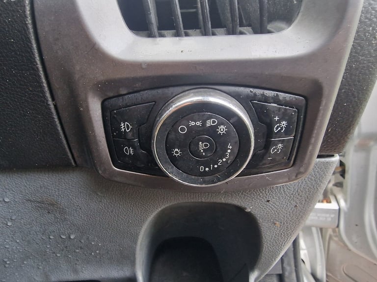 2014 Ford Transit Custom MWB  Low 100k Miles  Drives Perfect  12mth MOT