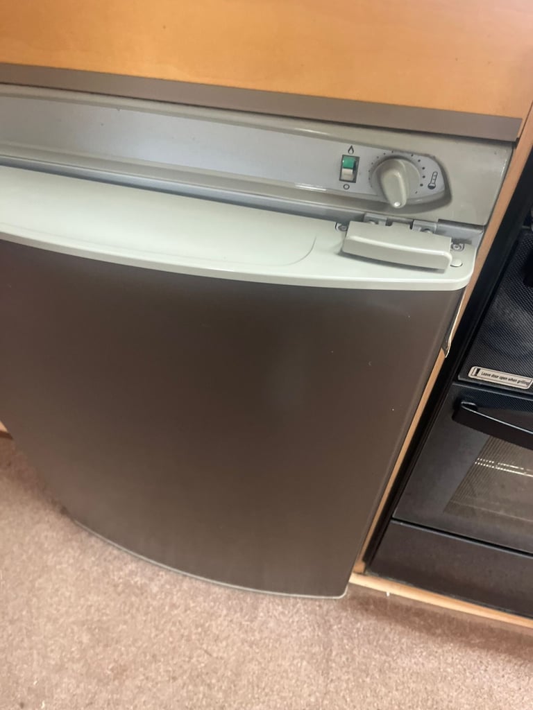 2011 caravan Bailey 4 berth inc motor mover & accessories
