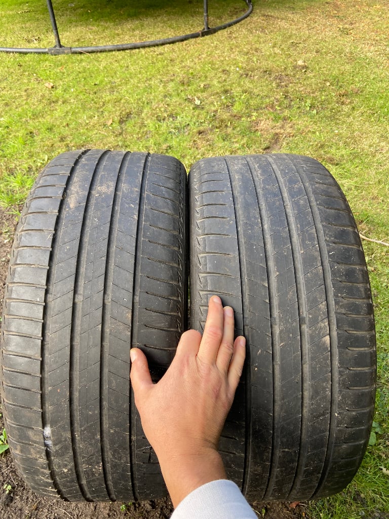 245 40 r19 tyres