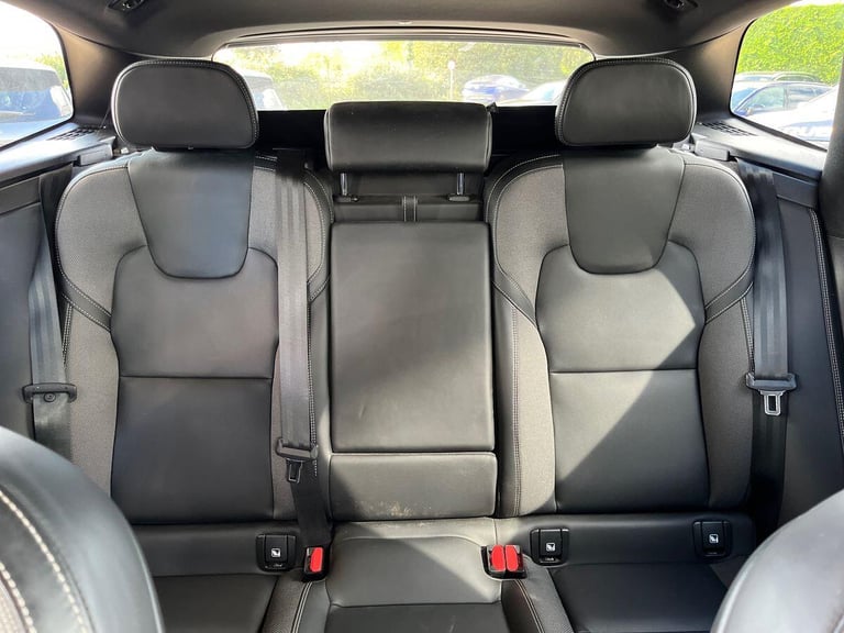 2022 Volvo XC60 2.0 B4 MHEV Plus Auto AWD Euro 6 (s/s) 5dr ESTATE Diesel/Electric Hybrid Automatic