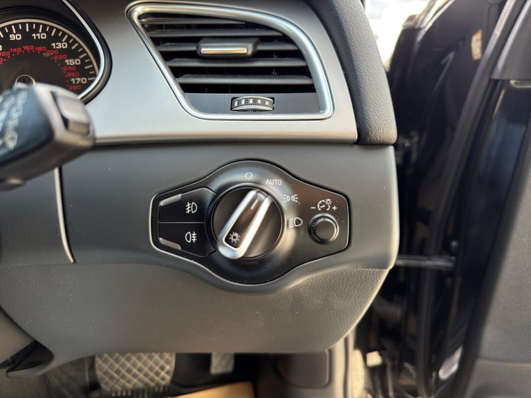 2014 Audi A4 2.0T 5DR Estate Petrol Automatic