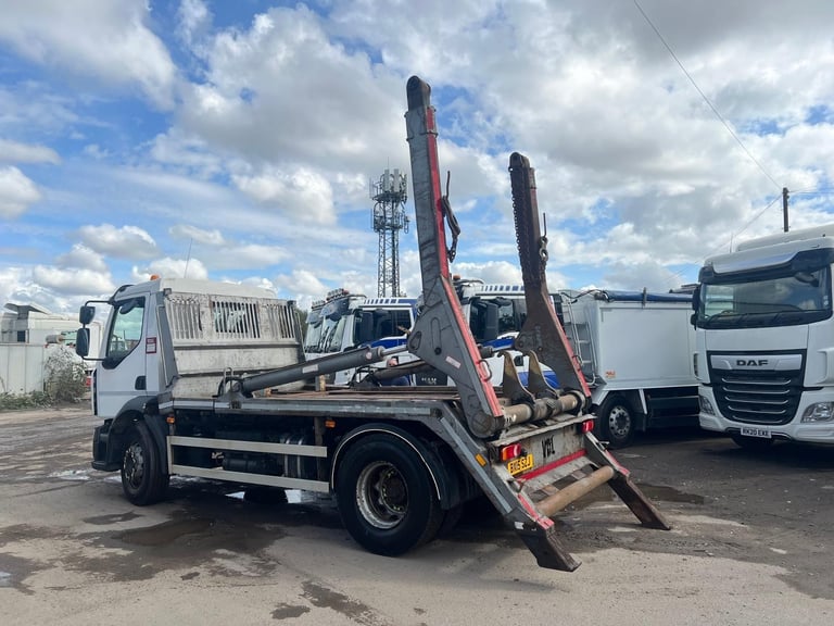 Renault D (D) 18 TONNE VDL SKIP LOADER, 