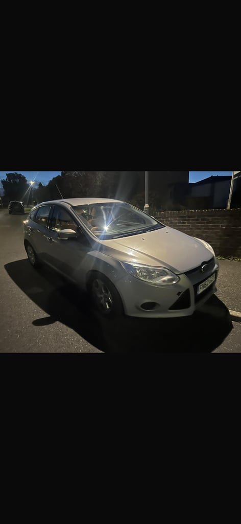 Ford, FOCUS, Hatchback, 2012, Manual, 1560 (cc), 5 doors