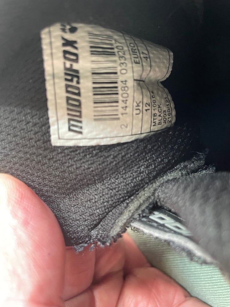 Cycling shoes 