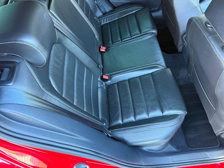 VOLKSWAGEN GOLF 2.0 TDI BlueMotion Tech GTD Red Auto Diesel 2015