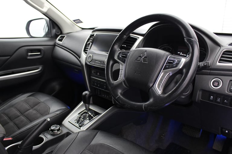 2020 Mitsubishi L200 Doublecab 2.2 Di-D Barbarian X 4WD Automatic Double Cab Pick-up Diesel Autom...