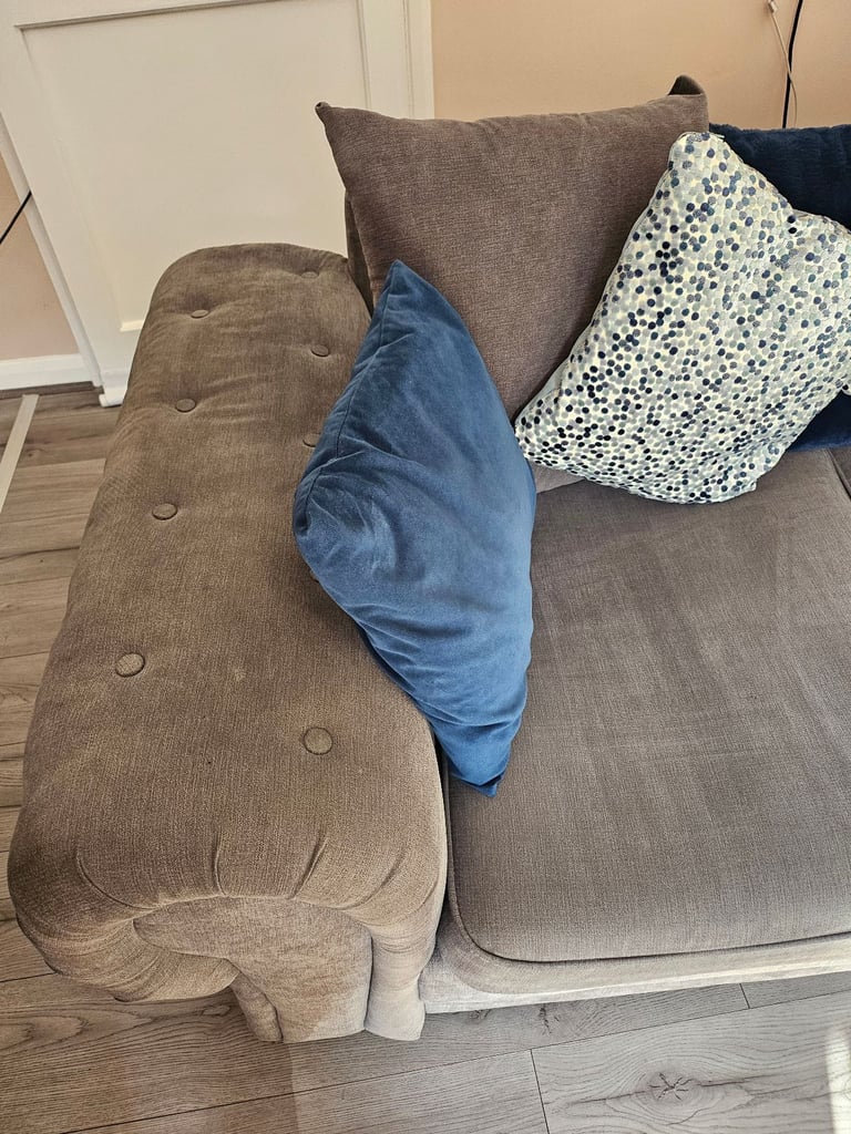 3 seater 2 seater sofa 