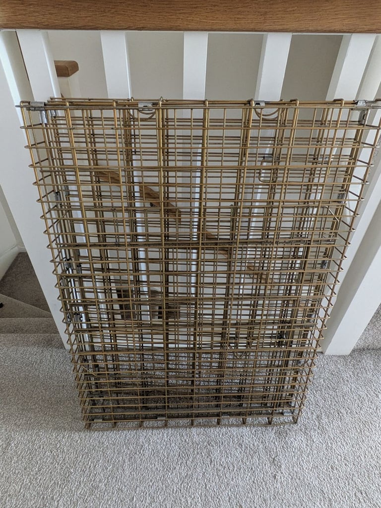 Large good quality dog crate