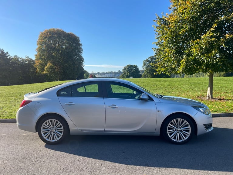 image for Vauxhall, INSIGNIA, Hatchback, 2017, Manual, 1598 (cc), 5 doors
