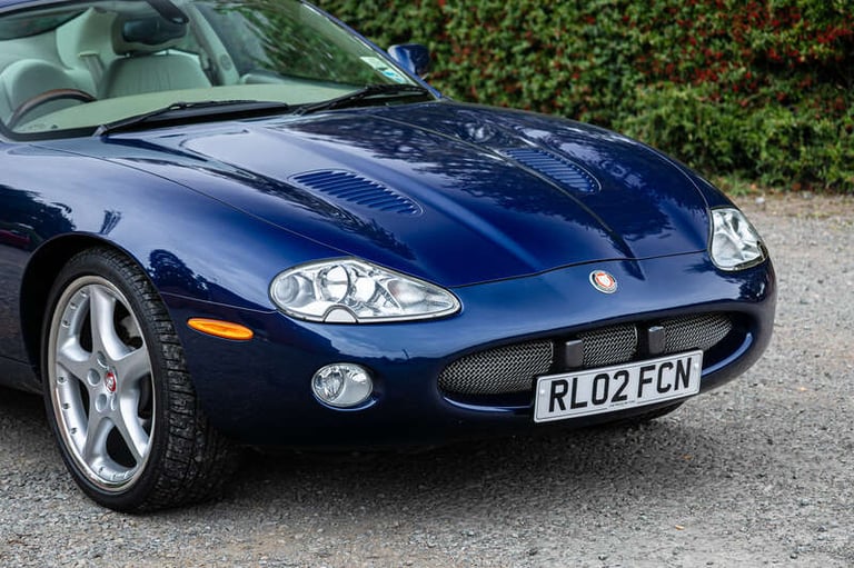 2002 Jaguar XKR COUPÉ 4.0 2dr Auto COUPE PETROL Automatic