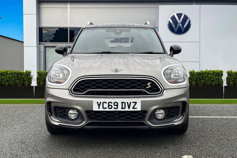 2019 MINI Countryman 1.5 7.6kWh Cooper SE Auto ALL4 Euro 6 (s/s) 5dr SUV PETROL/ELECTRIC Automatic