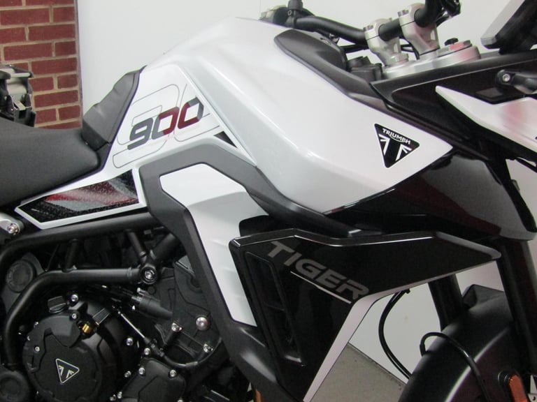 2025 Triumph Tiger 900 GT