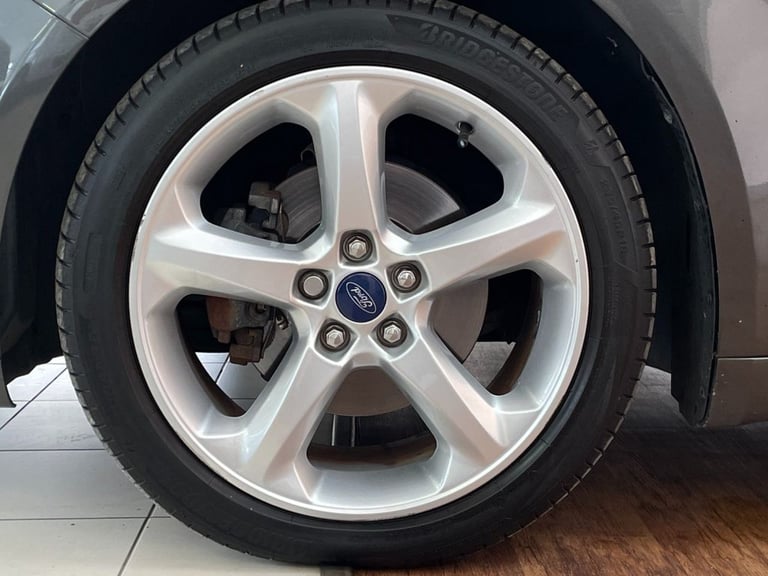 2017 Ford Mondeo 2.0 TDCi Titanium Hatchback 5dr Diesel Manual Euro 6 (s/s) (180 ps) Hatchback Di...