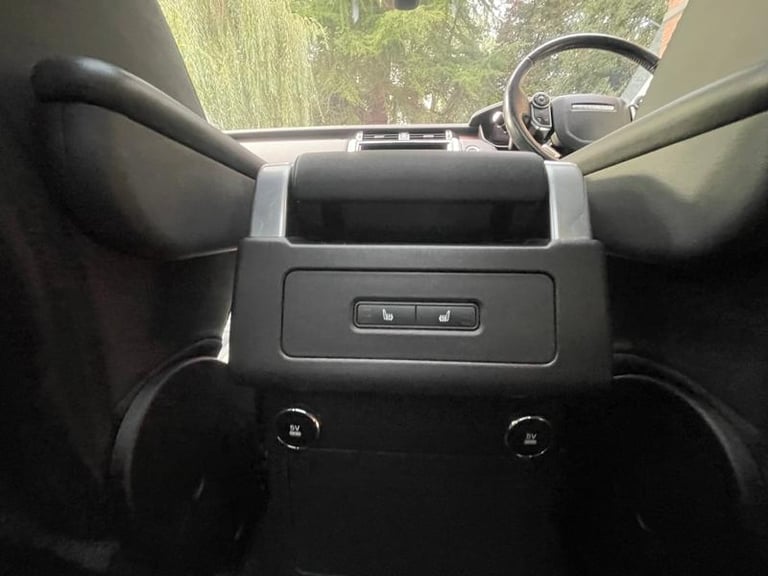2019 Land Rover Discovery 2.0 SD4 HSE SUV 5dr Diesel Auto 4WD Euro 6 (s/s) (240 ps) 7 SEATER Auto...