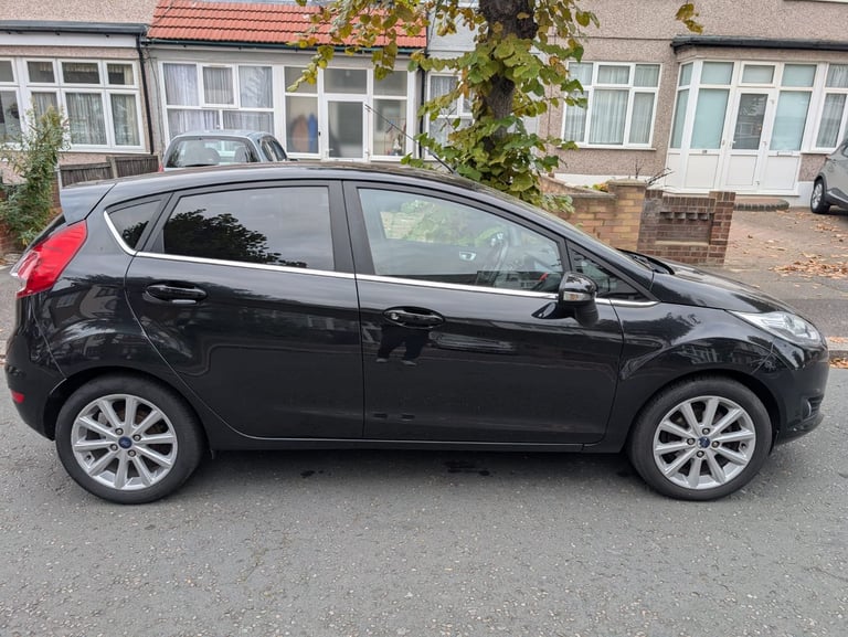 2015 Ford Fiesta 1.0 EcoBoost Titanium. ROAD Tax – £20   MOT till September 2026.!! 