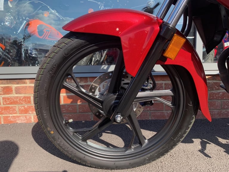 Honda CBF 125 - ONE OWNER - 848 MILES - 2 YEAR WARRANTY