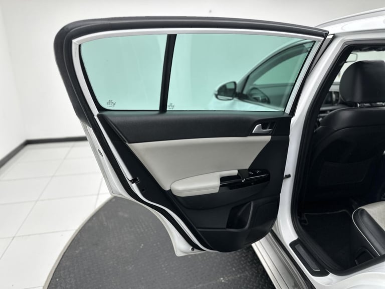 2018 Kia Sportage 1.6T GDi GT-Line S 5dr DCT Auto [AWD] ESTATE PETROL Automatic