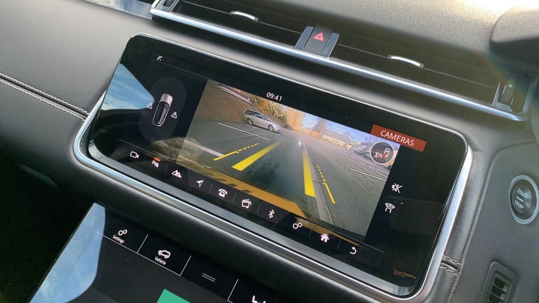 2018 Land Rover Range Rover Velar 2.0 D240 R-Dynamic SE SUV 5dr Diesel Auto 4WD Euro 6 (s/s) (240...