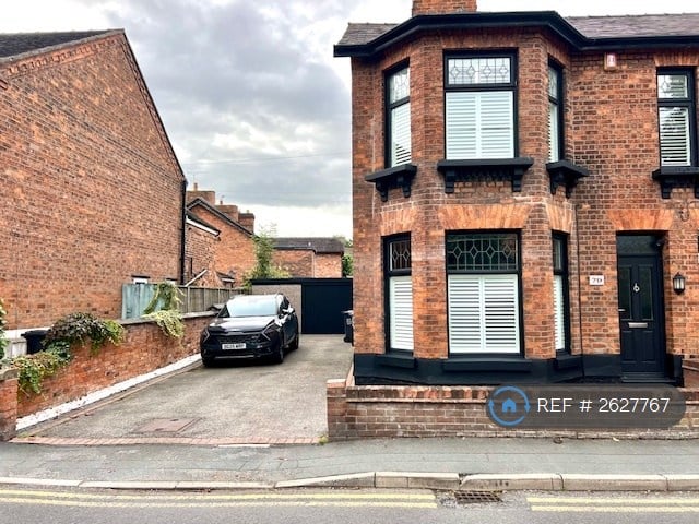 image for 4 bedroom house in Wistaston Road, Willaston, Nantwich, CW5 (4 bed) (#2627767)